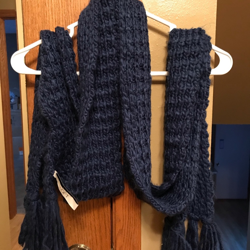 Loft Scarf